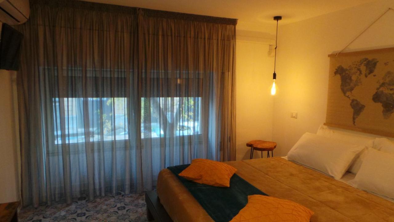 Duba House Holiday Home Палермо Екстериор снимка